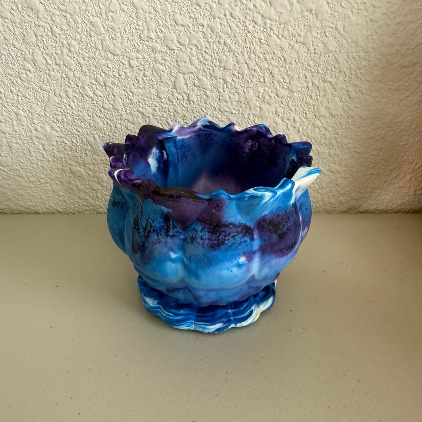 Handmade Eco Resin Lotus Bowl | Decorative Succulent Planter | Modern Home Decor
