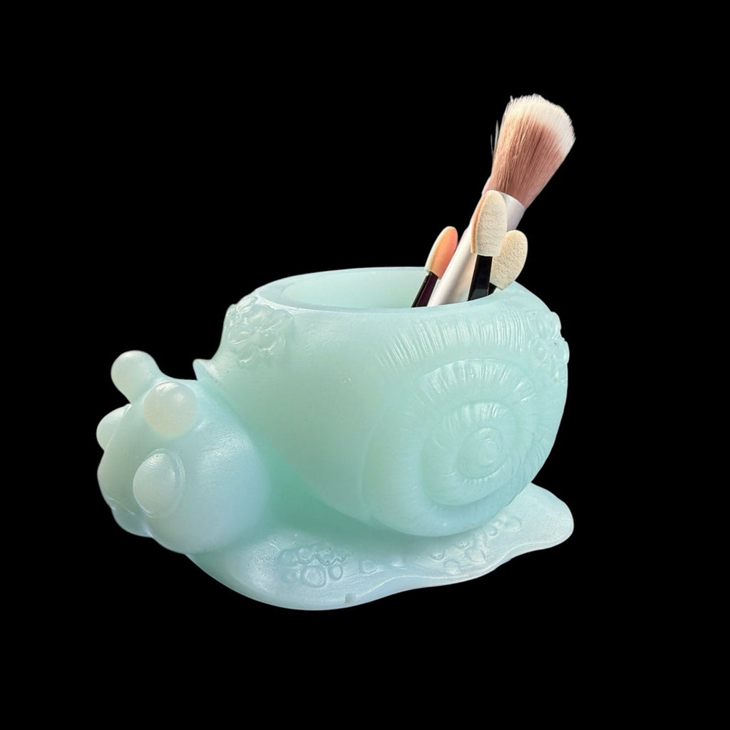 Snail Makeup Brush Holder Resin Organizer Cute Vanity Cup